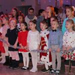 В Аксае прошла благотворительная рождественская елка для учеников воскресных школ города